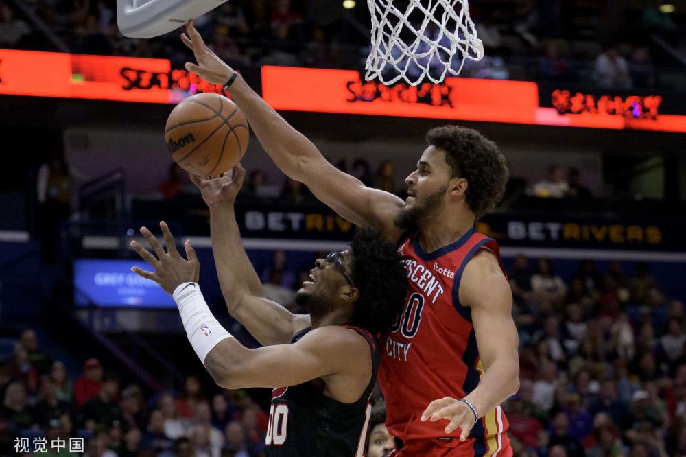 的年轻女性 的年轻女性